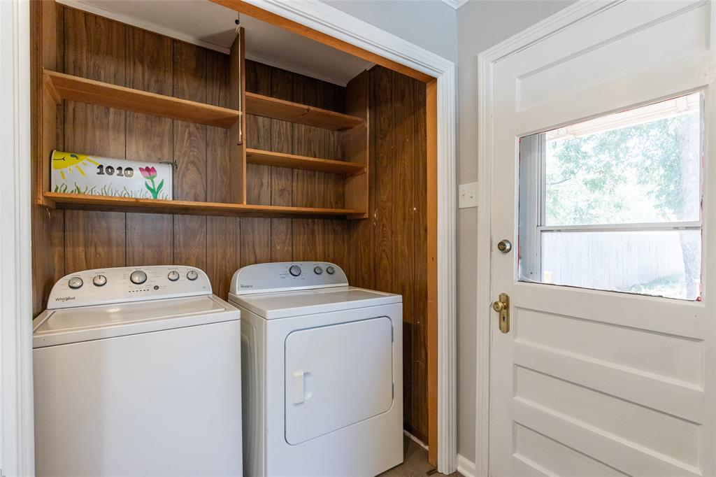 1010 Albany Street Property Photo 10