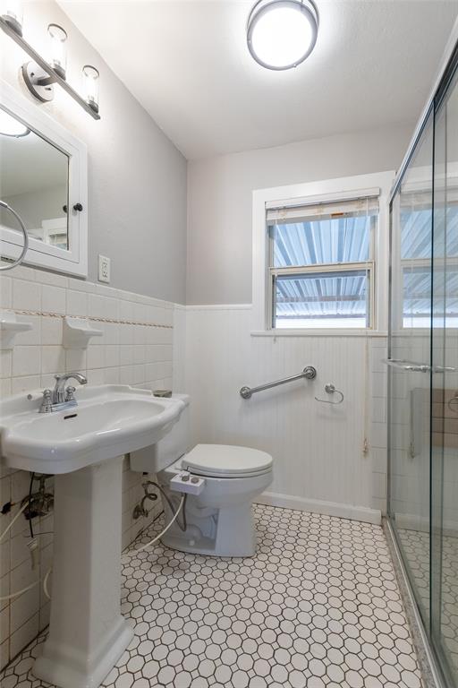 1010 Albany Street Property Photo 13