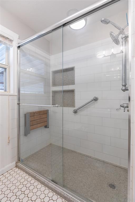 1010 Albany Street Property Photo 14