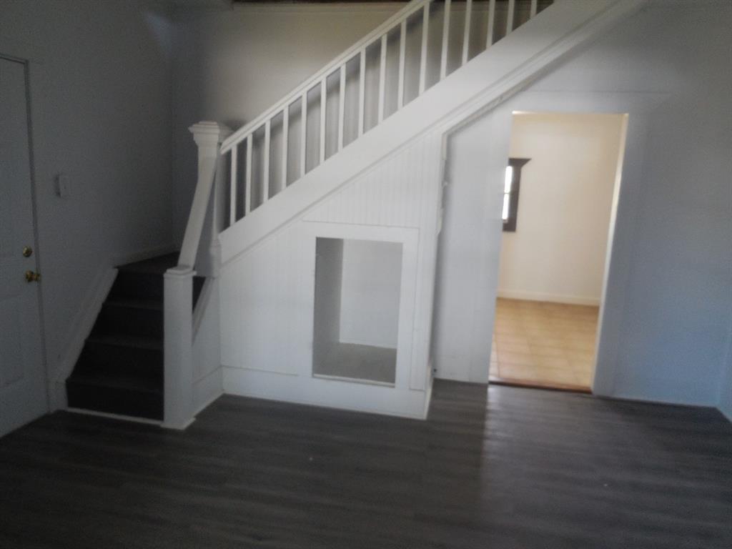 420 S Marston Street Property Photo 9