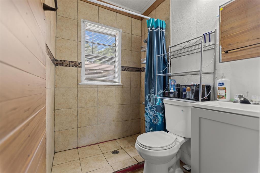 606 N Needmore Street Property Photo 11