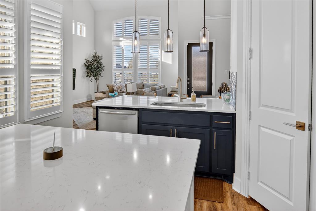 14521 Walsh Avenue Property Photo 13