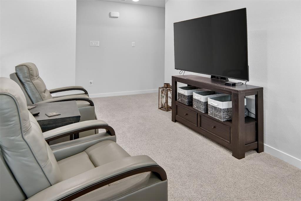 14521 Walsh Avenue Property Photo 23