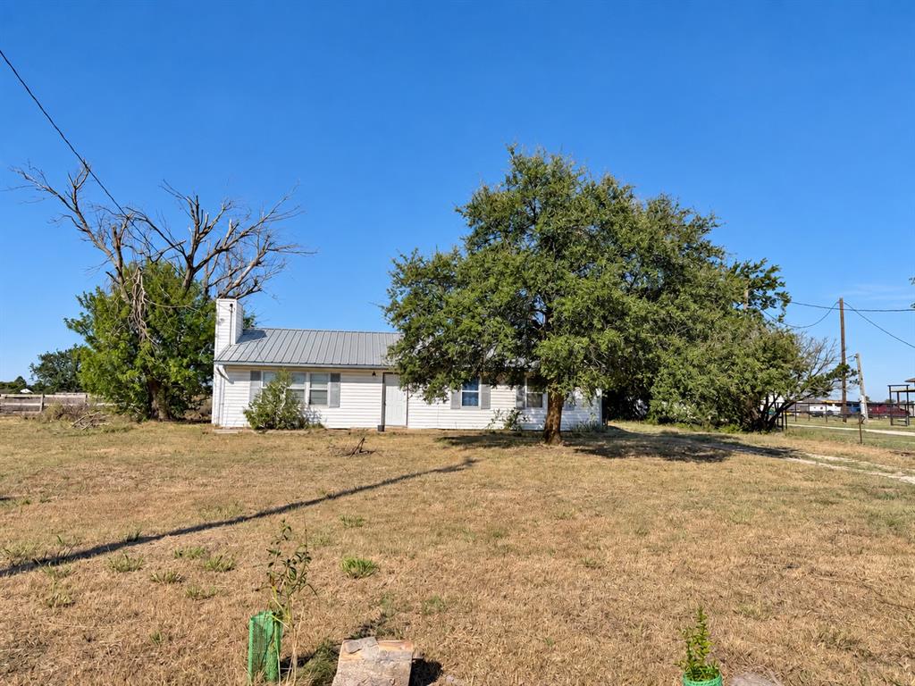 913 County Road 1003a