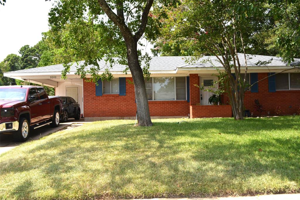9040 Avalon Drive Property Photo 1