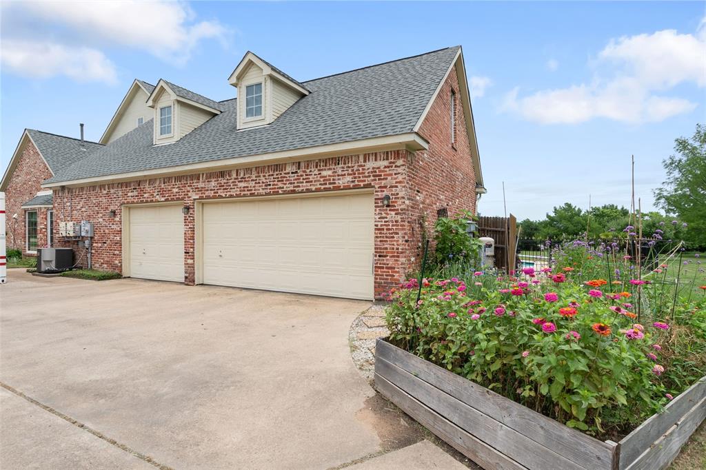 404 High Meadow Lane Property Photo 32