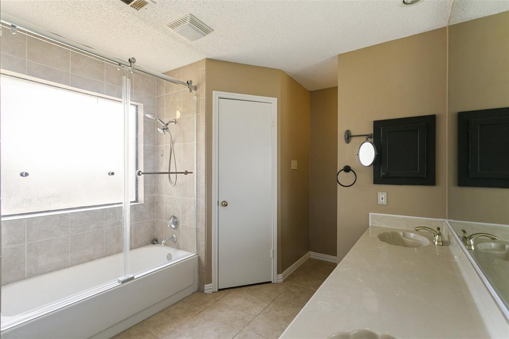 928 Ledgemont Drive Property Photo 15
