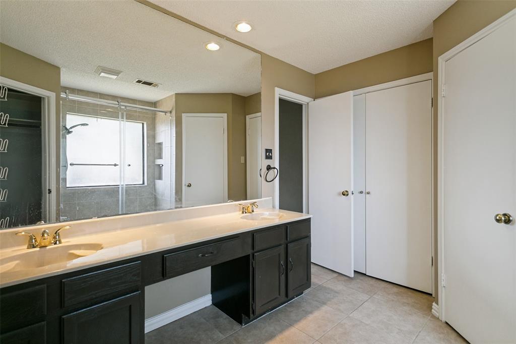 928 Ledgemont Drive Property Photo 16