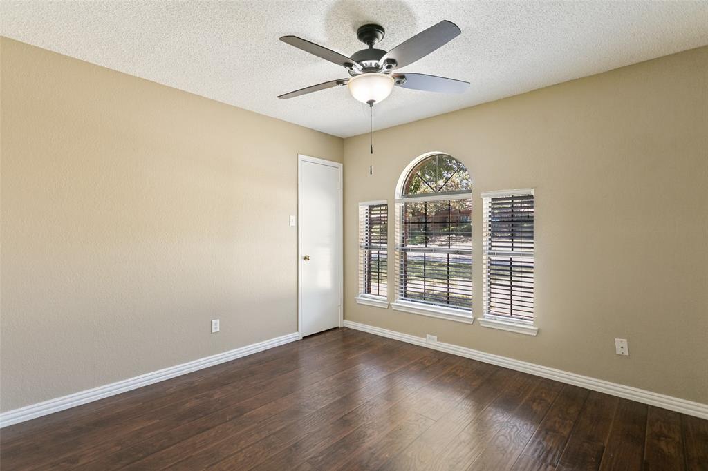 928 Ledgemont Drive Property Photo 20