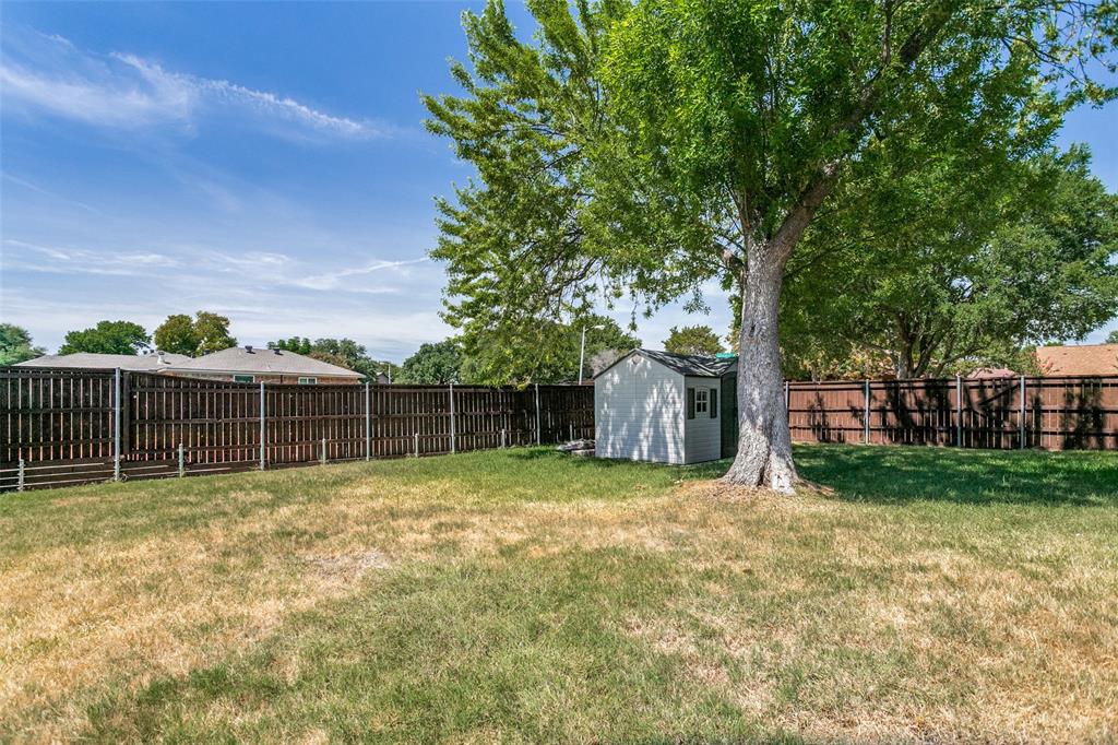 928 Ledgemont Drive Property Photo 25