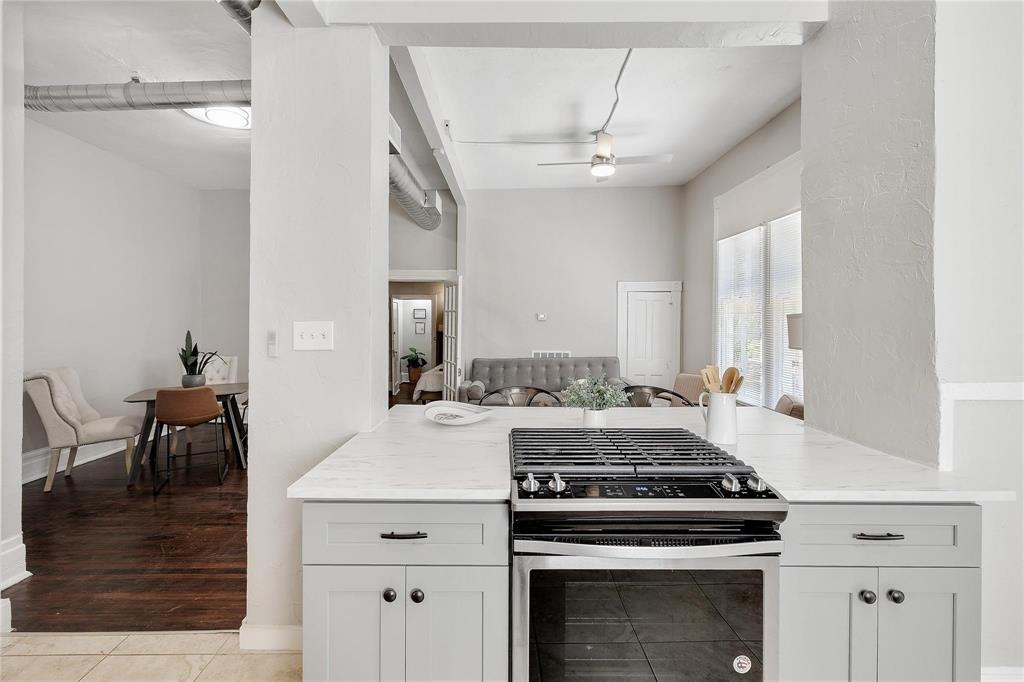 4630 Junius Street Property Photo 4