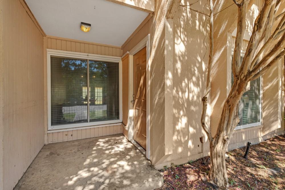 1404 Sombre Vista Drive Property Photo 3