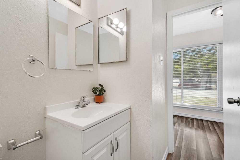 1404 Sombre Vista Drive Property Photo 13