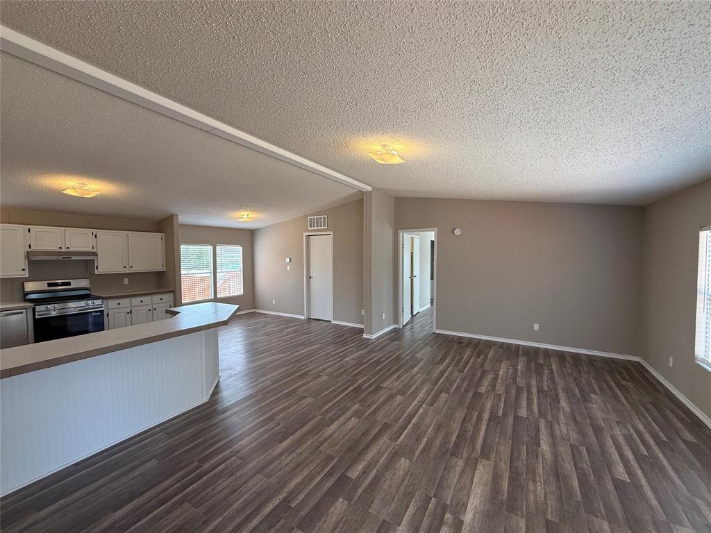 122 Little Valley Drive Property Photo 6