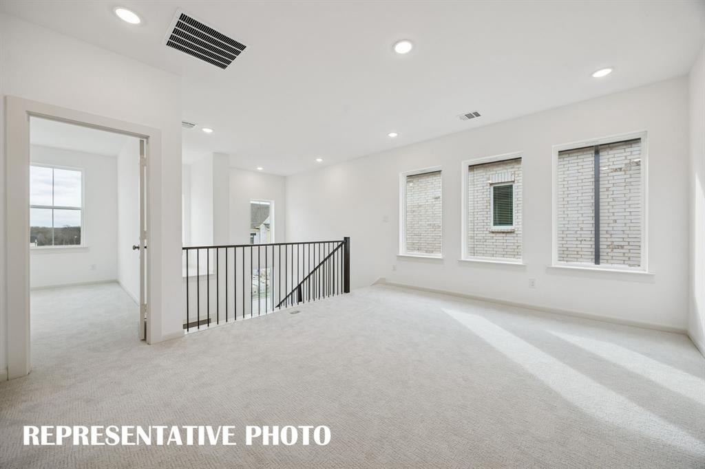 3737 Homer Court Property Photo 11