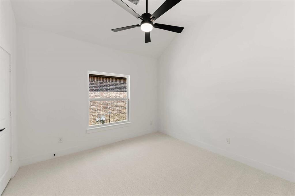 3309 Heather Lake Court Property Photo 8