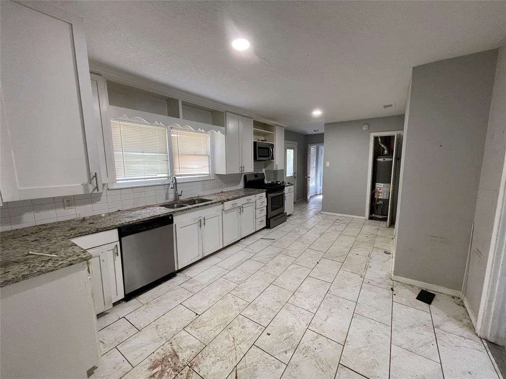 4340 Cummings Drive Property Photo 4