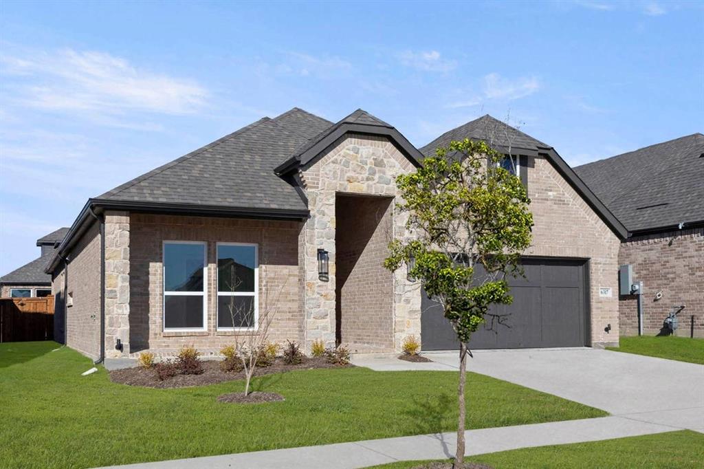 6317 Muller Creek Drive Property Photo 2