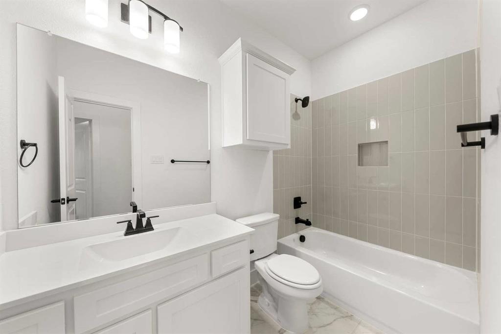 6317 Muller Creek Drive Property Photo 16