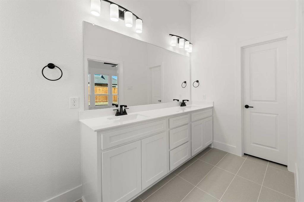 6317 Muller Creek Drive Property Photo 20