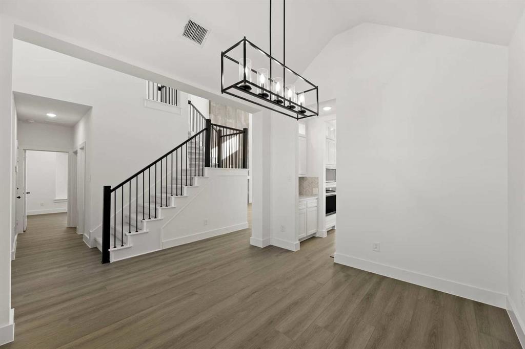 6314 White Creek Drive Property Photo 3