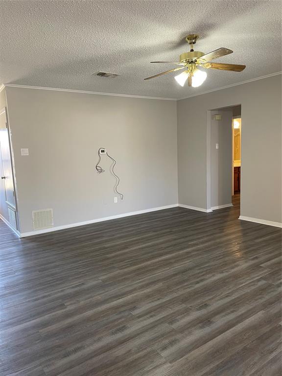 421 Mcgrede Drive Property Photo 3
