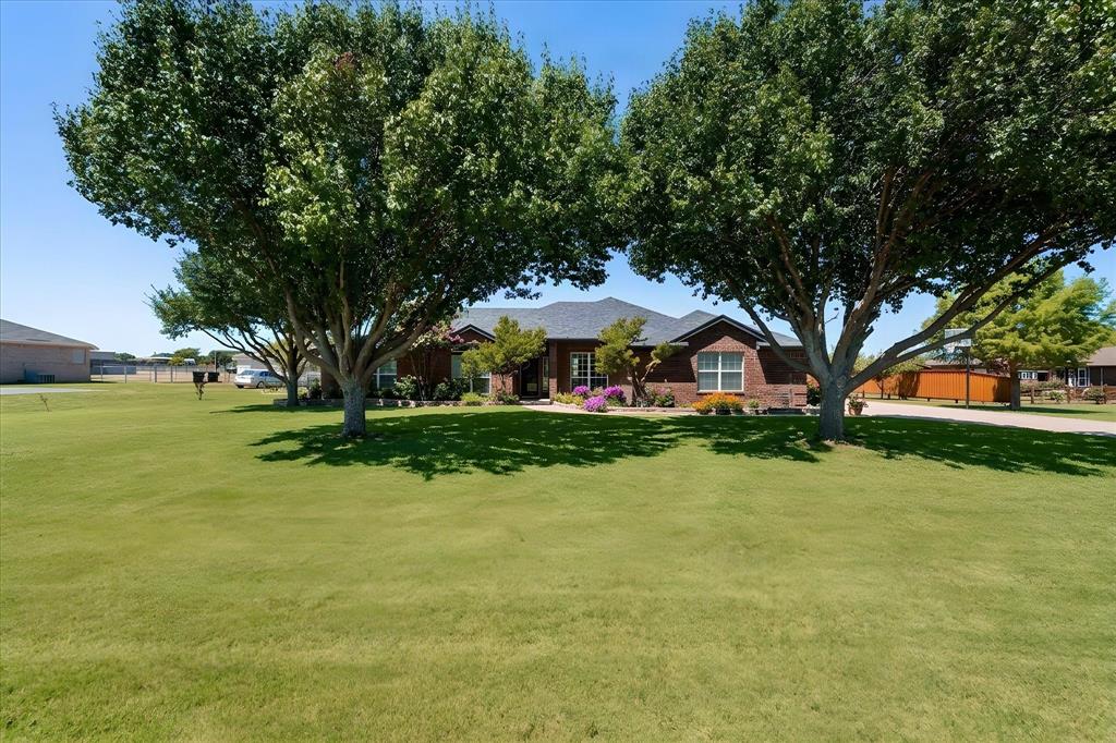 11005 Flores Trail