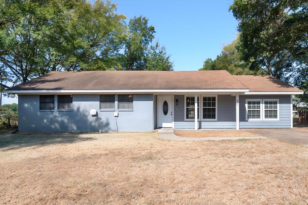 825 Southwood Property Photo 1