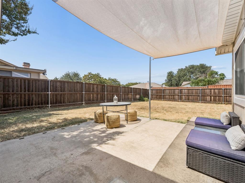 1809 Windsong Trail Property Photo 12