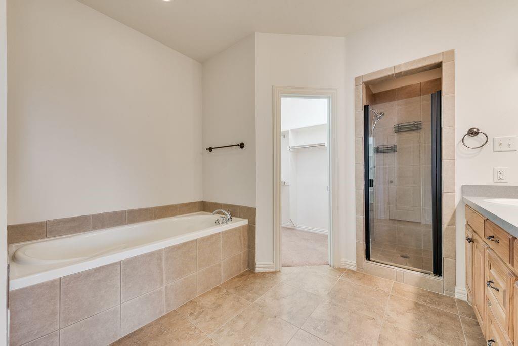 1201 Northwood Lane Property Photo 9