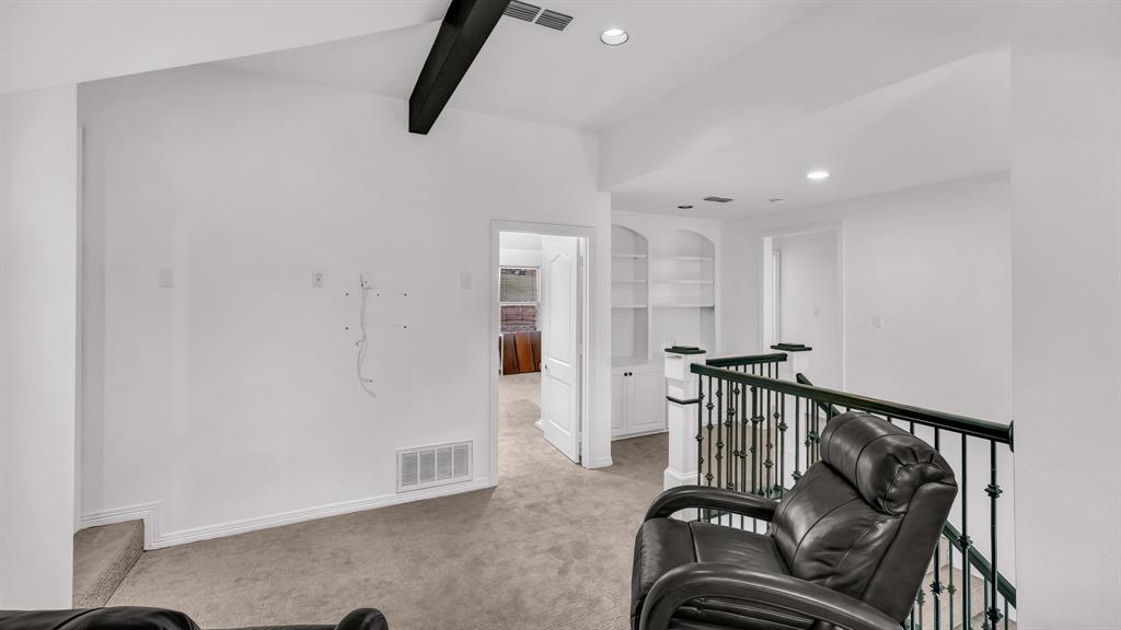 1555 Hunterglenn Drive Property Photo 16