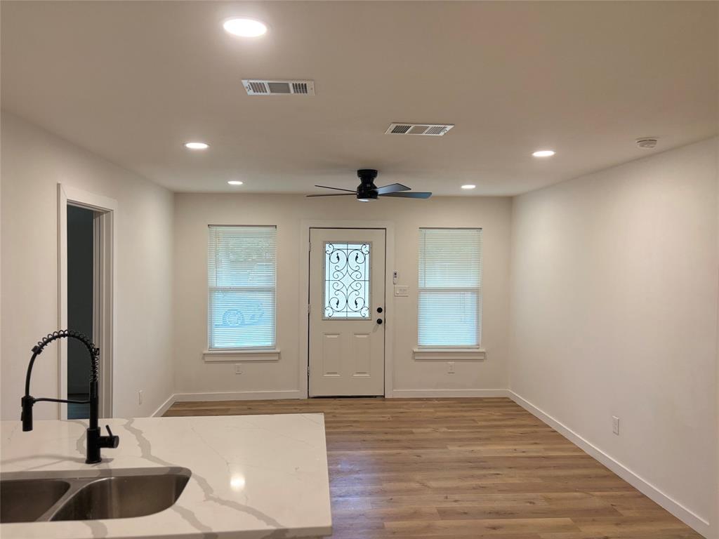 5536 Greenlee Street Property Photo 10