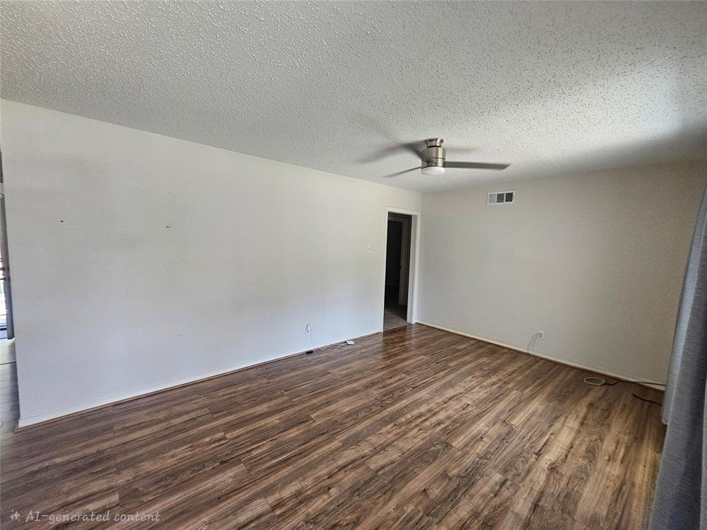3115 Dahlia Drive Property Photo 3