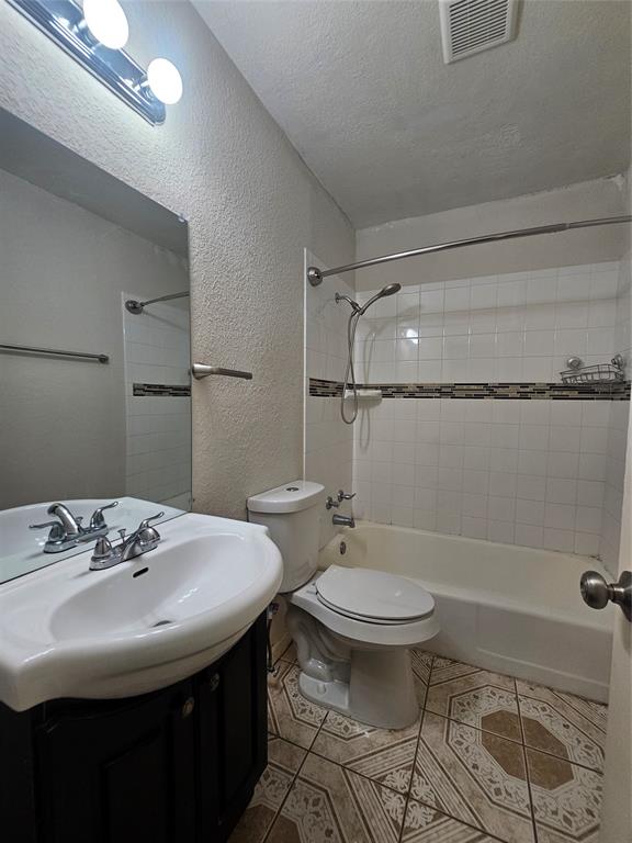 3115 Dahlia Drive Property Photo 10