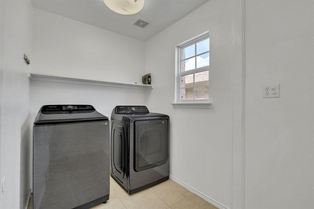 12441 Peak Circle Property Photo 17