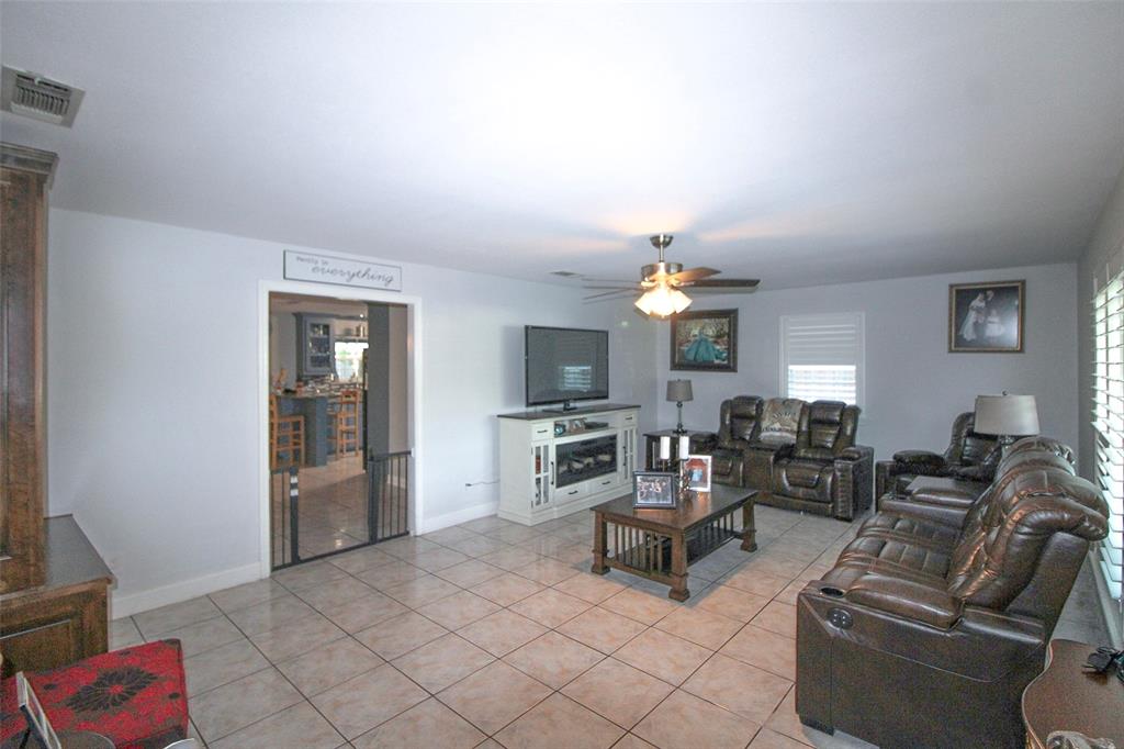 372 Perch Road Property Photo 6