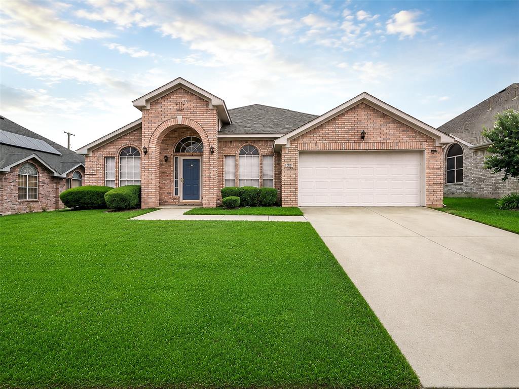 1022 Pondview Drive Property Photo 1