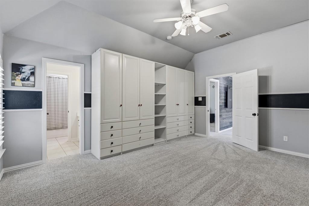 900 Bandera Court Property Photo 24