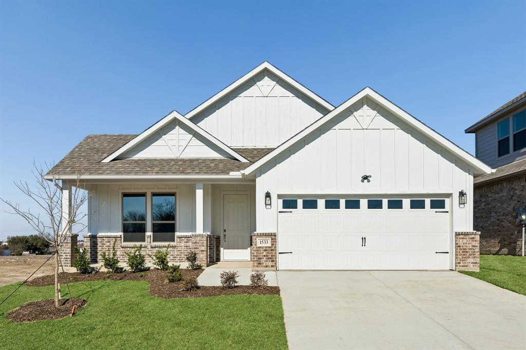 1533 Oakdale Drive Property Photo 1