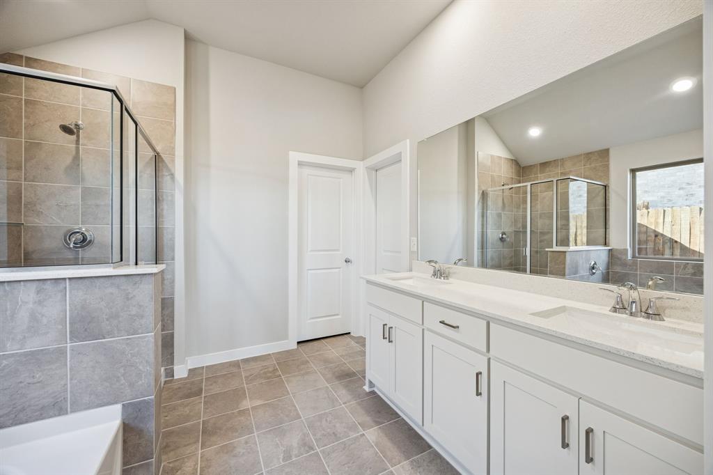 1533 Oakdale Drive Property Photo 14