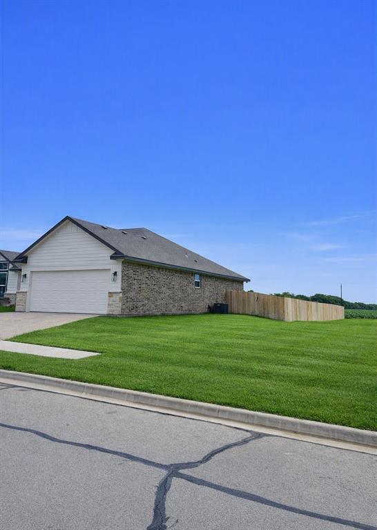 395 Frederick Drive Property Photo 2