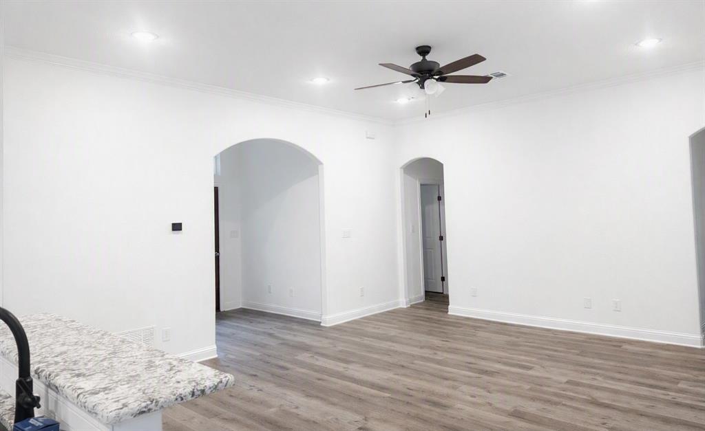 395 Frederick Drive Property Photo 4