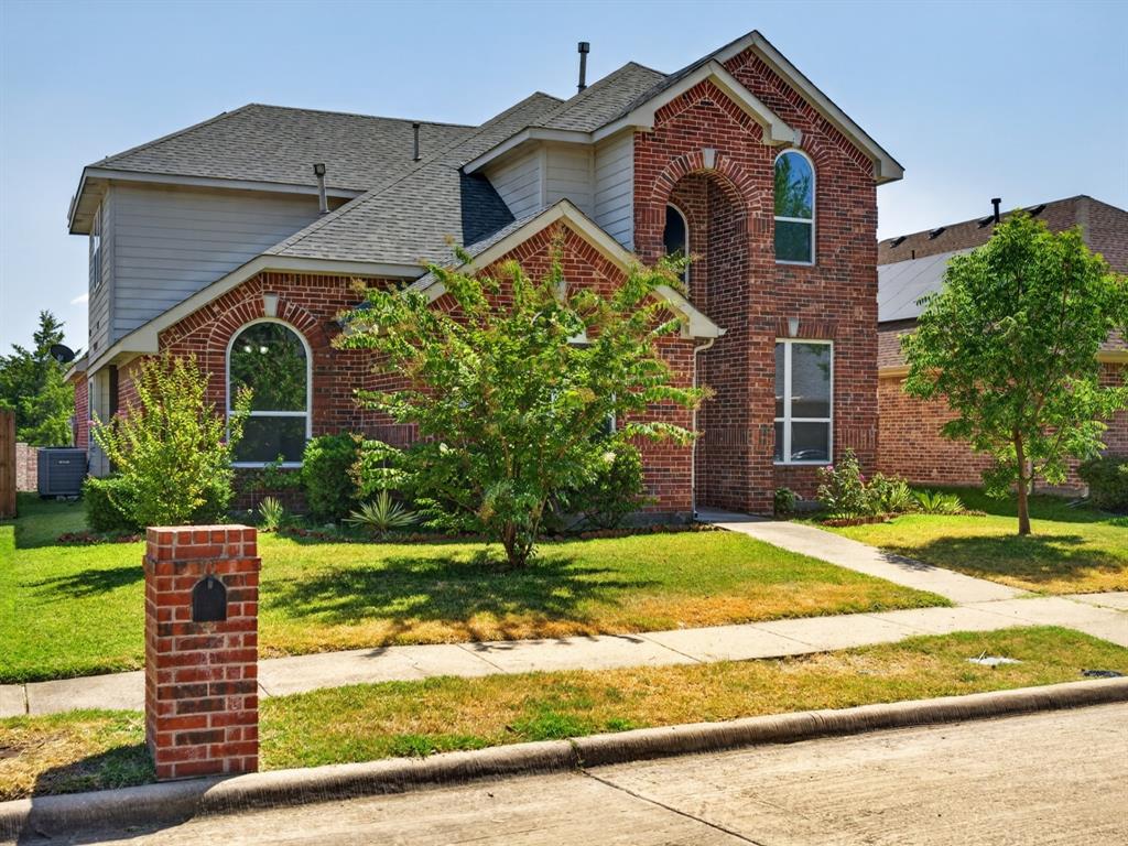 1712 Elm Spring Court Property Photo 4