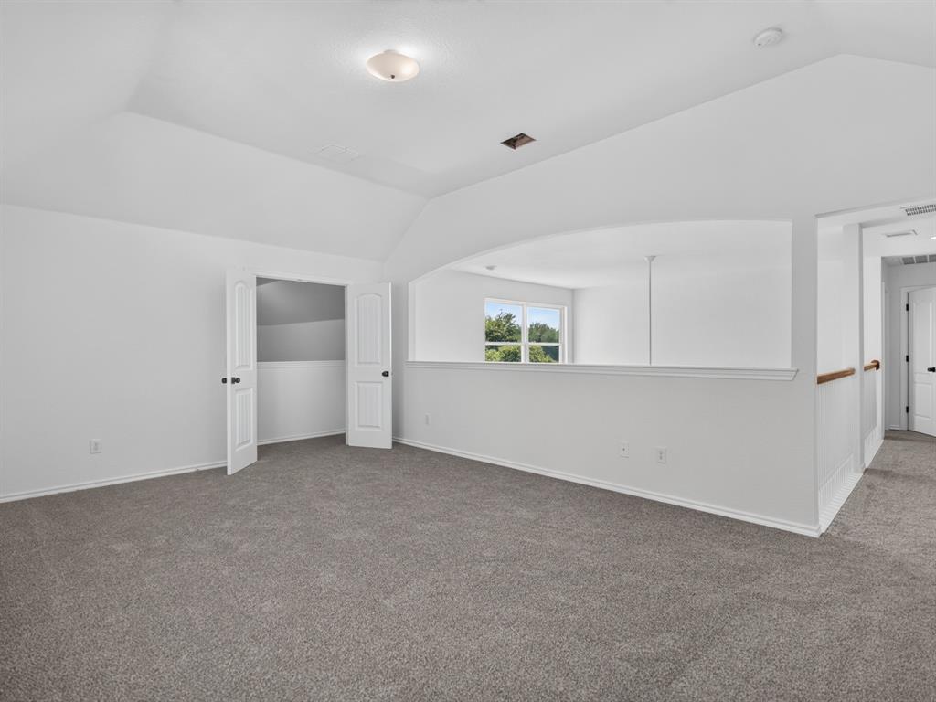 1712 Elm Spring Court Property Photo 9