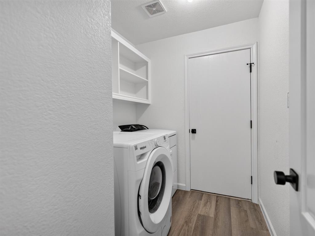 1712 Elm Spring Court Property Photo 20