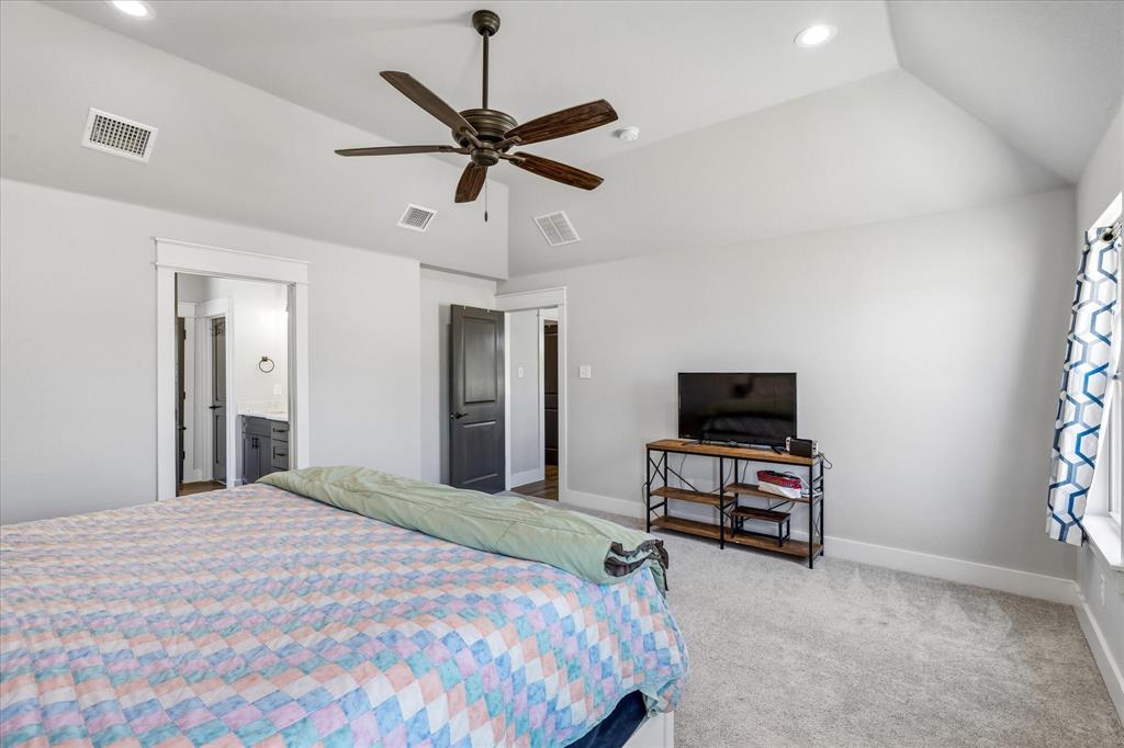 10020 Valley Oak Court Property Photo 14