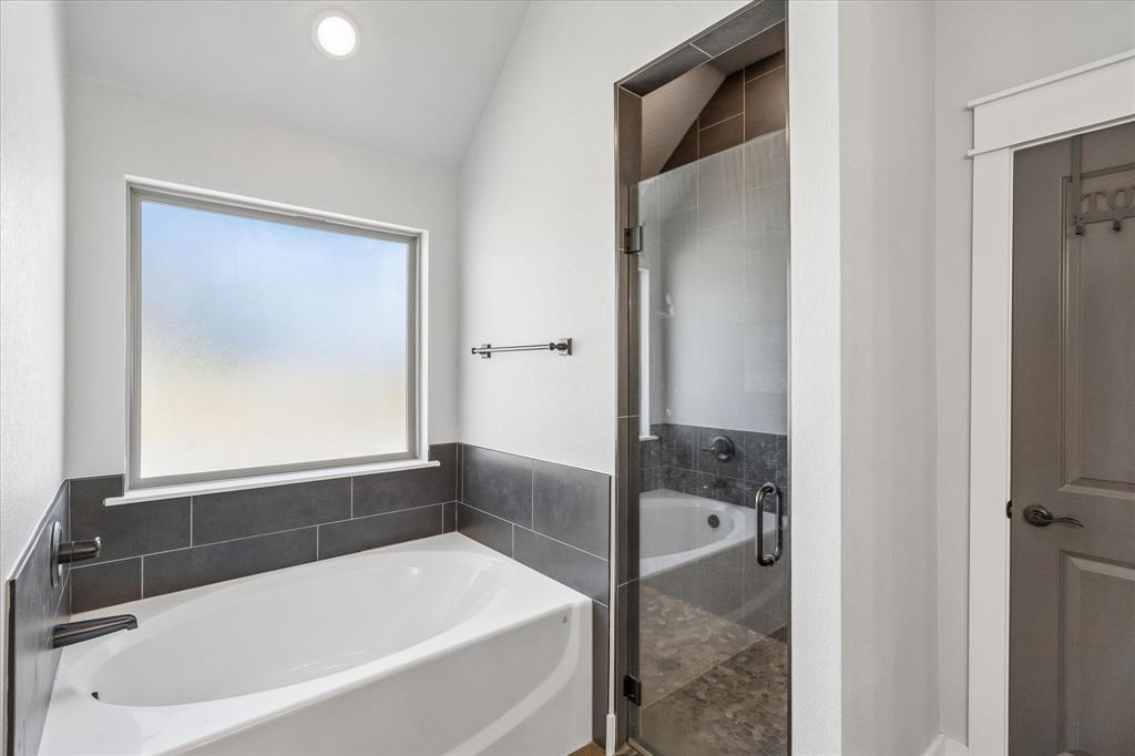 10020 Valley Oak Court Property Photo 16