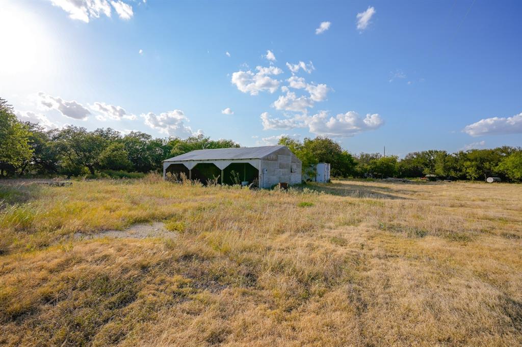 650 Fm 914 Property Photo 3