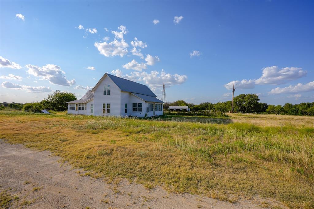 650 Fm 914 Property Photo 4
