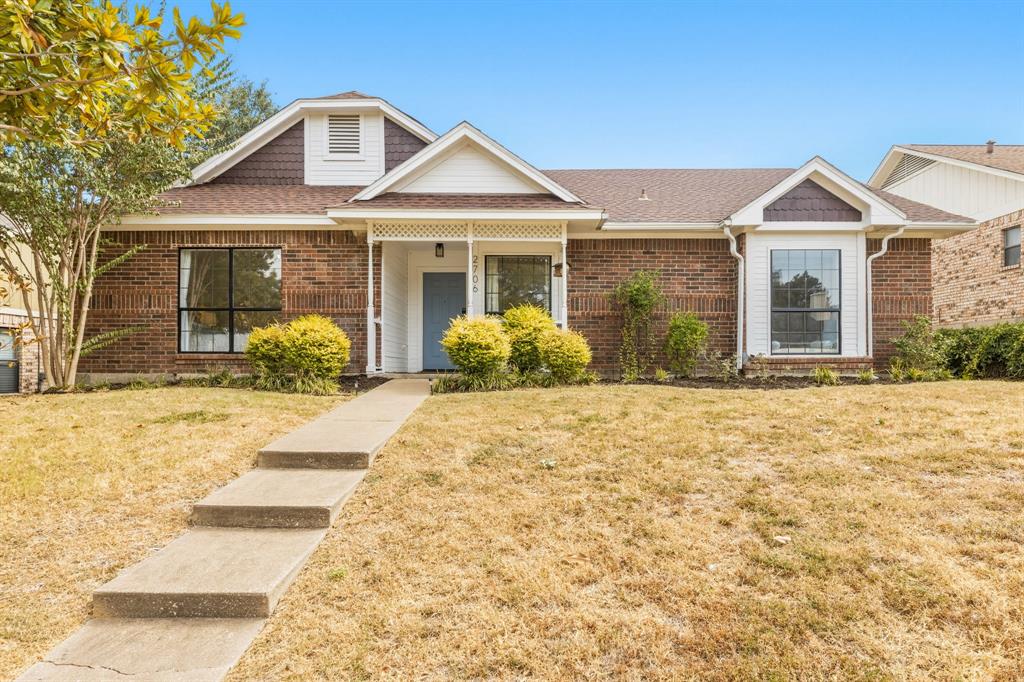 2706 Collins Boulevard Property Photo 1